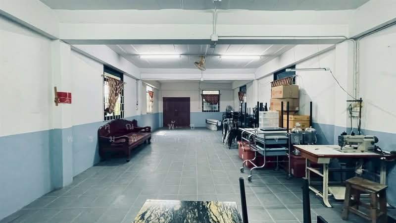 บ้านเดี่ยว 3 ชั้น+ที่ดิน 200 ตร.ว. บ้านเดี่ยว ซอยรามอินทรา47 แยก10 ถนนรามอินทรา, กรุงเทพ, ถนนรามอินทรา, ท่าแร้ง, บางเขน, กรุงเทพ, 300 ตร.ม., บ้านเดี่ยว ขาย, โดย คุณ พัชรนันท์ พรมพิทักษ์ (นัจข์), 500239676 - DDproperty.com