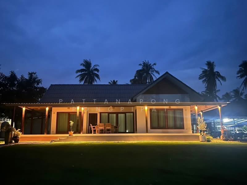 2-BR House, Prachuap Khiri Khan, Huai Yang, Thap Sakae, Prachuap Khiri Khan, 2 Bedrooms, 200 sqm, Single Detached House For Rent, by Pattanapong Pongpipat, 500239679 - DDproperty.com