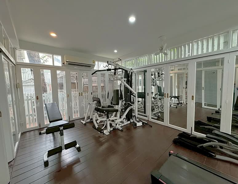 House, Bangkok, Phaya Thai, Phaya Thai, Bangkok, 4 Bedrooms, 500 sqm, Single Detached House For Rent, by Amornrat On-Thong, 500239680 - DDproperty.com