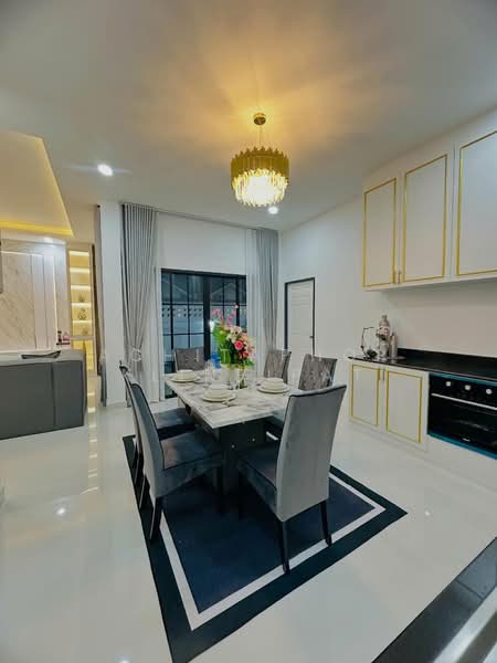 Rattanakorn Village 18, Chon Buri (Pattaya), Na Kloe, Bang Lamung (Pattaya), Chon Buri (Pattaya), 4 Bedrooms, 165 sqm, Single Detached House For Sale, by Achitaphop Klinpipat, 500239692 - DDproperty.com