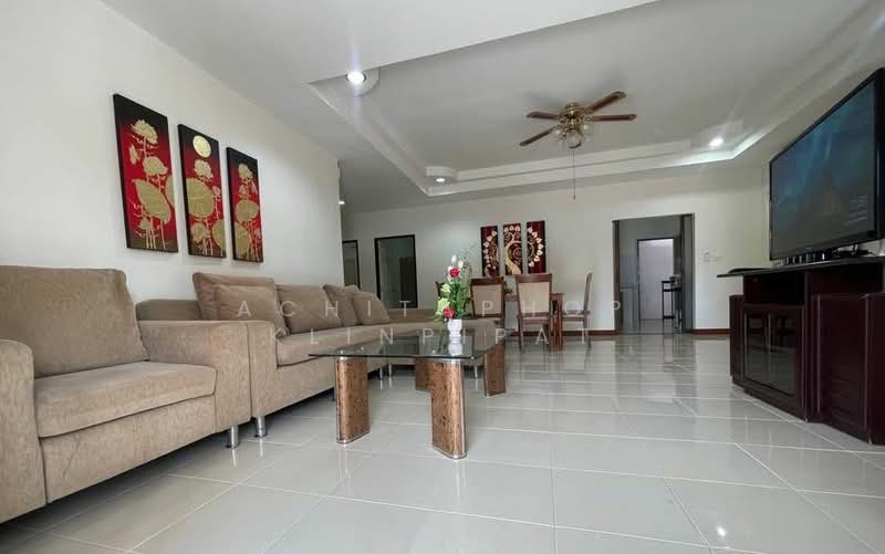 3-BR House, Chon Buri (Pattaya), Nong Pru, Bang Lamung (Pattaya), Chon Buri (Pattaya), 3 Bedrooms, 120 sqm, Single Detached House For Sale, by Achitaphop Klinpipat, 500239708 - DDproperty.com