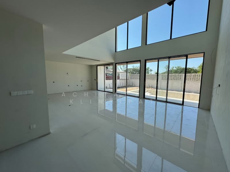 undefined, Chon Buri (Pattaya), Huai Yai, Bang Lamung (Pattaya), Chon Buri (Pattaya), 5 Bedrooms, 311 sqm, Villa For Sale, by Achitaphop Klinpipat, 500239715 - DDproperty.com