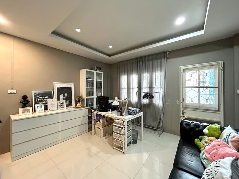 Baan Rarinthorn : บ้านรรินธร, นนทบุรี, 50 ซ.บางกรวย-ไทรน้อย ถ.บางกรวย-ไทรน้อย, บางสีทอง, บางกรวย, นนทบุรี, 115 ตร.ม., ทาวน์เฮ้าส์ ขาย, โดย Adool Manusdee, 500239726 - DDproperty.com