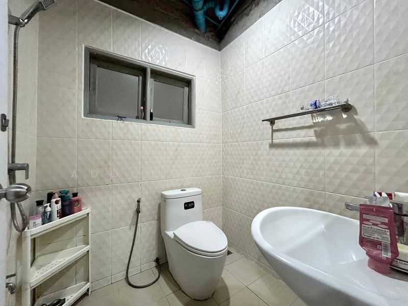 Baan Rarinthorn, Nonthaburi, 50 ซ.บางกรวย-ไทรน้อย Bang Kruai-Sai Noi Road, Bang Si Thong, Bang Kruai, Nonthaburi, 3 Bedrooms, 115 sqm, Townhouse For Sale, by Adool Manusdee, 500239726 - DDproperty.com