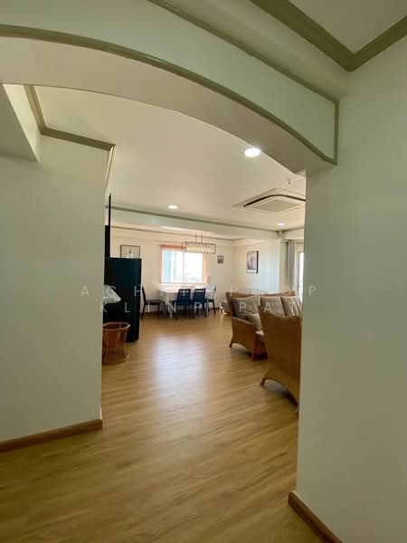 Jomtien Beach Condo : จอมเทียน บีช คอนโด, ชลบุรี, หนองปรือ, บางละมุง, ชลบุรี, 95 ตร.ม., คอนโด ขาย, โดย Achitaphop Klinpipat, 500239748 - DDproperty.com