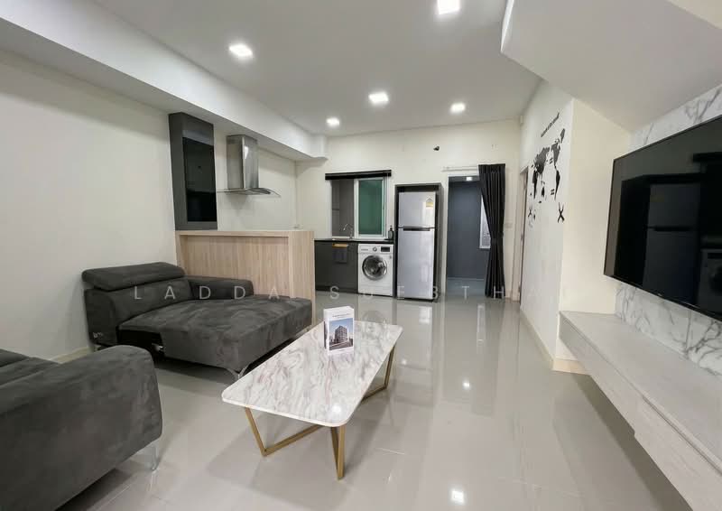 Pleno รามอินทรา บางชัน สเตชั่น, Bangkok, Bang Chun, Khlong Sam Wa, Bangkok, 3 Bedrooms, 75 sqm, Townhouse For Sale, by Ladda Suebthai, 500239758 - DDproperty.com