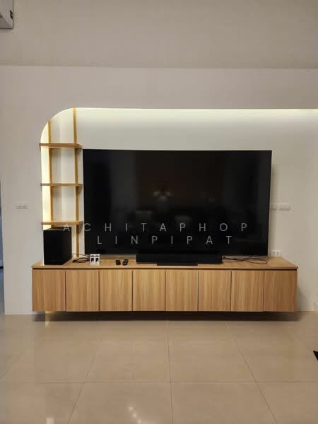 Silk Road Place, Chon Buri (Pattaya), Chaiyapruek 2 Road, Bang Lamung, Bang Lamung (Pattaya), Chon Buri (Pattaya), 3 Bedrooms, 320 sqm, Single Detached House For Sale, by Achitaphop Klinpipat, 500239768 - DDproperty.com