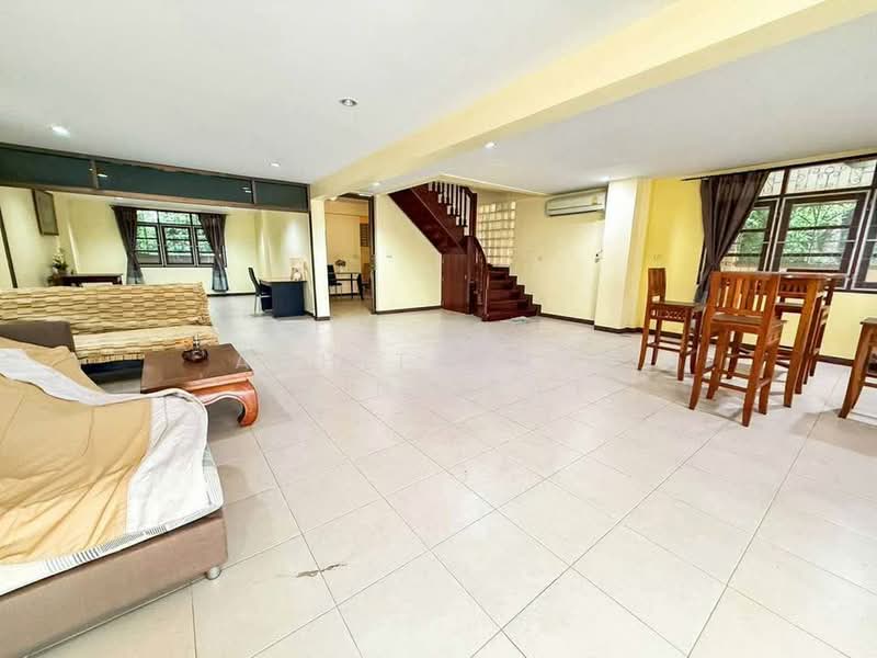 3-BR House, Chon Buri (Pattaya), Surasak, Si Racha, Chon Buri (Pattaya), 3 Bedrooms, 263 sqm, Single Detached House For Sale, by Achitaphop Klinpipat, 500239794 - DDproperty.com