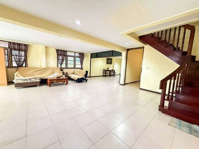 3-BR House, Chon Buri (Pattaya), Surasak, Si Racha, Chon Buri (Pattaya), 3 Bedrooms, 263 sqm, Single Detached House For Sale, by Achitaphop Klinpipat, 500239794 - DDproperty.com