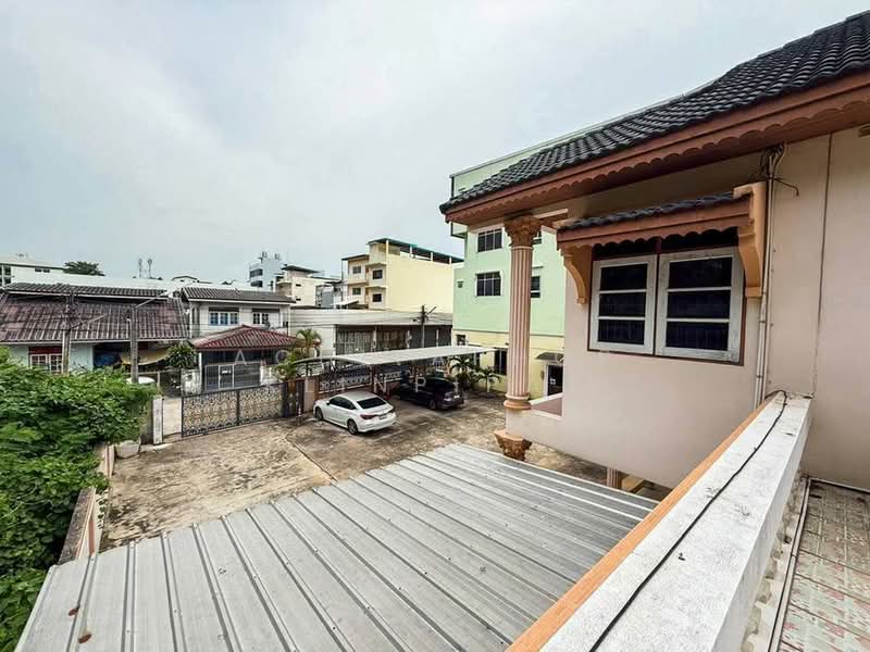 3-BR House, Chon Buri (Pattaya), Surasak, Si Racha, Chon Buri (Pattaya), 3 Bedrooms, 263 sqm, Single Detached House For Sale, by Achitaphop Klinpipat, 500239794 - DDproperty.com