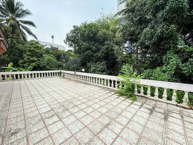 3-BR House, Chon Buri (Pattaya), Surasak, Si Racha, Chon Buri (Pattaya), 3 Bedrooms, 263 sqm, Single Detached House For Sale, by Achitaphop Klinpipat, 500239794 - DDproperty.com