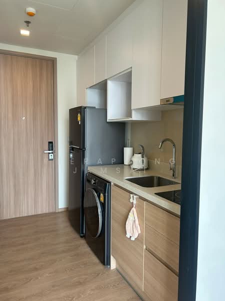 Noble Around Sukhumvit 33, Bangkok, 17 Soi Sukhumvit 33, Khlong Tan Nua, Watthana, Bangkok, 1 Bedroom, 27 sqm, Condo For Rent, by Peeraphong Jamsai, 500239798 - DDproperty.com