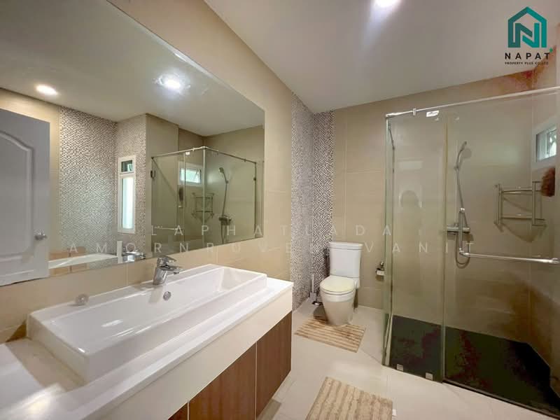 Grand Bangkok Boulevard Ratchaphruek-Rama 5, Nonthaburi, Bang Khun Kong, Bang Kruai, Nonthaburi, 4 Bedrooms, 328 sqm, Single Detached House For Rent, by Laphatlada Amornruvengvanit, 500239800 - DDproperty.com