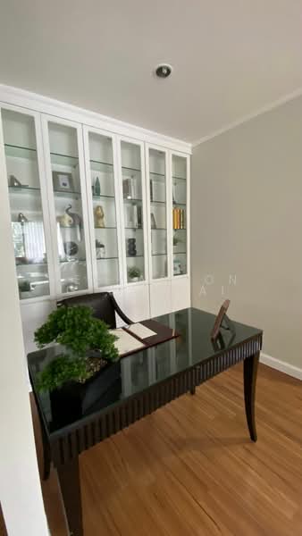 The Milliard, Bangkok, Soi Sukhumvit 61, Khlong Tan Nua, Watthana, Bangkok, 2 Bedrooms, 115 sqm, Apartment For Rent, by Peeraphong Jamsai, 500239817 - DDproperty.com