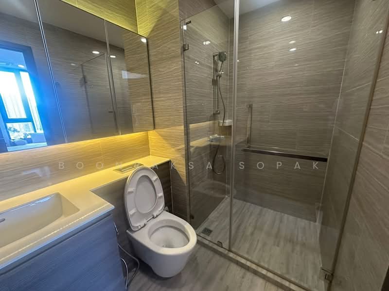 Whizdom Essence, Bangkok, 5 Piyabutr 1 Alley, Bang Chak, Phra Khanong, Bangkok, 1 Bedroom, 34 sqm, Condo For Rent, by Boonraksa Sopak, 500239835 - DDproperty.com