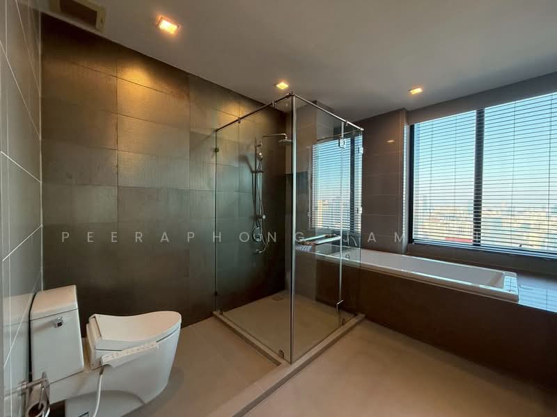 M Silom, Bangkok, 26 Narathiwas Ratchanakarin Road, Suriyawong, Bang Rak, Bangkok, 3 Bedrooms, 165 sqm, Condo For Rent, by Peeraphong Jamsai, 500239836 - DDproperty.com