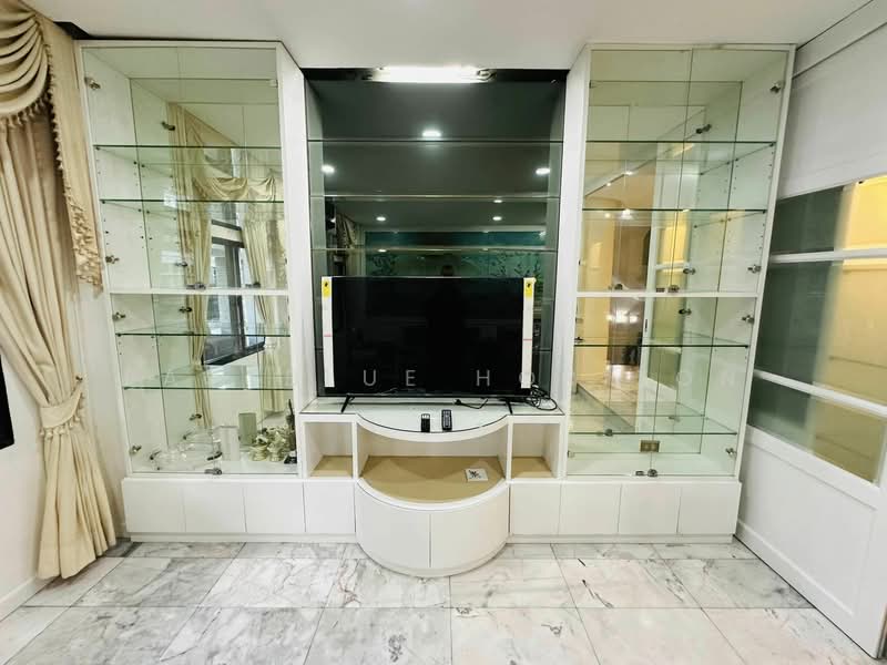 Moo Baan Chicha Castle, Bangkok, Sukhumvit 31, Khlongtoei Nua, Watthana, Bangkok, 3 Bedrooms, 350 sqm, Townhouse For Rent, by Eastblue Horizon, 500239850 - DDproperty.com