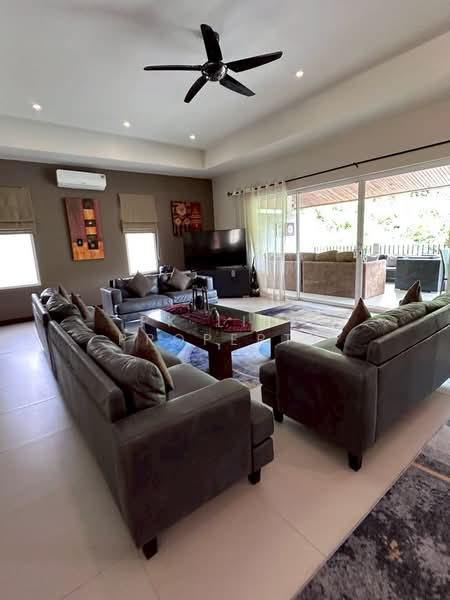 7R0429 Pool villa for rent 7 bedroom 7 bathroom 187,000/month at rawai have fully furnished, Phuket, Rawai, Muang Phuket, Phuket, 7 Bedrooms, 750 sqm, Villa For Rent, by PK LIFE Property, 500239876 - DDproperty.com