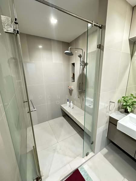 Quinn Ratchada 17, Bangkok, 454 456 Soi Inthara Mari 45, Din Daeng, Din Daeng, Bangkok, 2 Bedrooms, 65 sqm, Condo For Rent, by Boonraksa Sopak, 500239908 - DDproperty.com