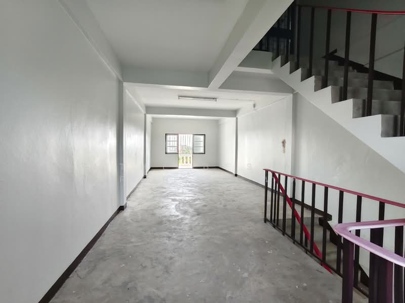 อาคารพาณิชย์พระปฐมเจดีย์ นครปฐม, Nakhon Pathom, Phra Prathom Chedi, Muang Nakhon Pathom, Nakhon Pathom, , 120 sqm, Shophouse For Sale, by The Best Property  น้ำตาล, 500239913 - DDproperty.com