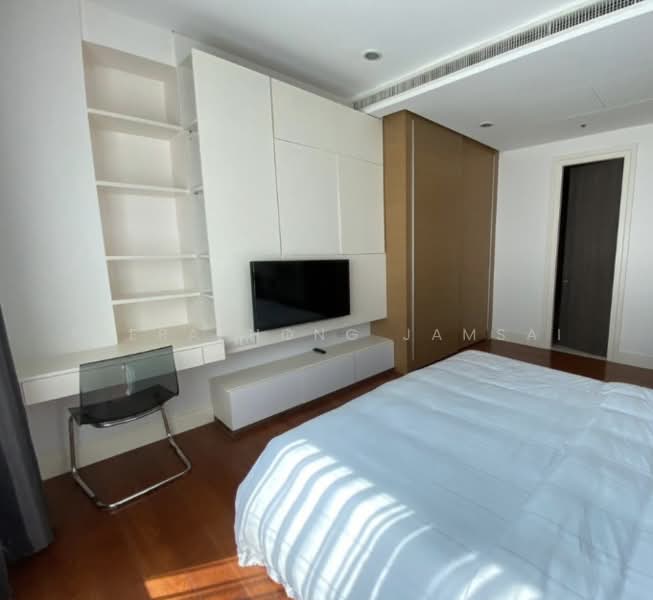 Bright Sukhumvit 24, Bangkok, Sukhumvit 24 Alley, Khong Tan, Khlong Toei, Bangkok, 1 Bedroom, 67 sqm, Condo For Rent, by Peeraphong Jamsai, 500239960 - DDproperty.com