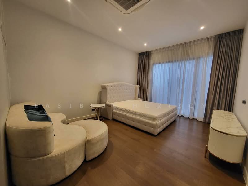 BuGaan Krungthep Kreetha, Bangkok, 109 15 Soi Krungthep Kreetha, Hua Mak, Bang Kapi, Bangkok, 4 Bedrooms, 430 sqm, Single Detached House For Rent, by Eastblue Horizon, 500239978 - DDproperty.com