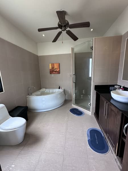 7R0801 Pool villa for rent 7 bedroom 7 bathroom 190,000/month at rawai have fully furnished, ภูเก็ต, ราไวย์, เมืองภูเก็ต, ภูเก็ต, 700 ตร.ม., วิลล่า ให้เช่า, โดย PK LIFE Property, 500239988 - DDproperty.com