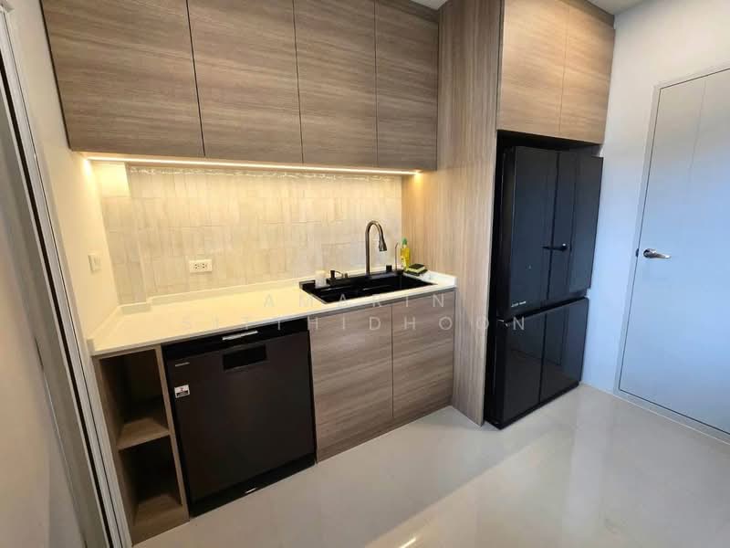 Centro Bangna : เซนโทร บางนา, สมุทรปราการ, 111 ซอย3, บางแก้ว, บางพลี, สมุทรปราการ, 280 ตร.ม., บ้านเดี่ยว ให้เช่า, โดย Amarin Sitthidhoon, 500240017 - DDproperty.com