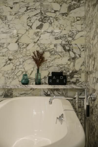 The Ritz-Carlton Residences, Bangkok, 114 Narathiwat Ratchanakarin Road, Silom, Bang Rak, Bangkok, 2 Bedrooms, 134 sqm, Condo For Sale, by Withada Jaiarree, 500240019 - DDproperty.com