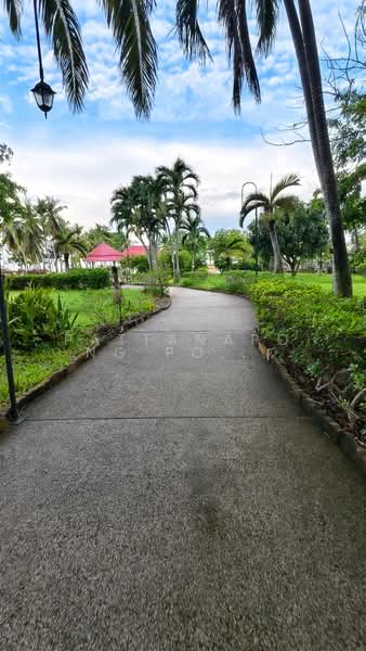 Sunshine Beach Condotel, Chon Buri (Pattaya), Na Chom Thian, Sattahip, Chon Buri (Pattaya), 1 Bedroom, 56 sqm, Condo For Sale, by Pattanapong Pongpipat, 500240021 - DDproperty.com