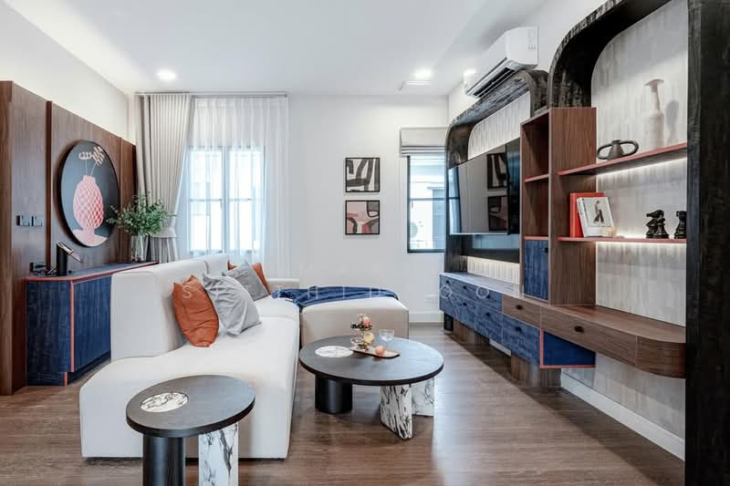 Nantawan Rama 9 - New Krungthepkreetha, Bangkok, Saphan Sung, Saphan Sung, Bangkok, 3 Bedrooms, 302 sqm, Single Detached House For Rent, by Amarin Sitthidhoon, 500240052 - DDproperty.com