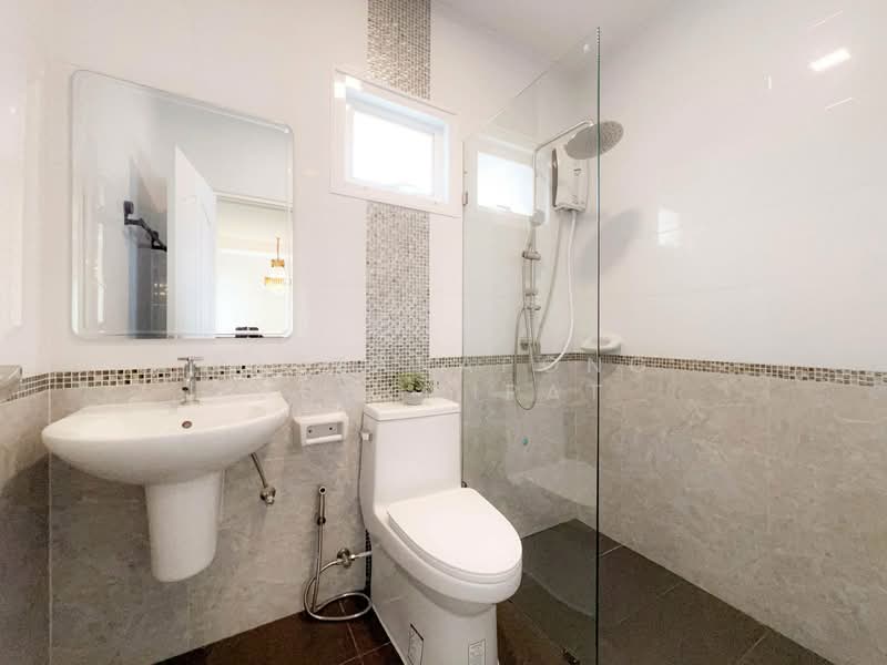 undefined, Chon Buri (Pattaya), Nong Pru, Bang Lamung (Pattaya), Chon Buri (Pattaya), 3 Bedrooms, 204 sqm, Single Detached House For Rent, by Pattanapong Pongpipat, 500240056 - DDproperty.com