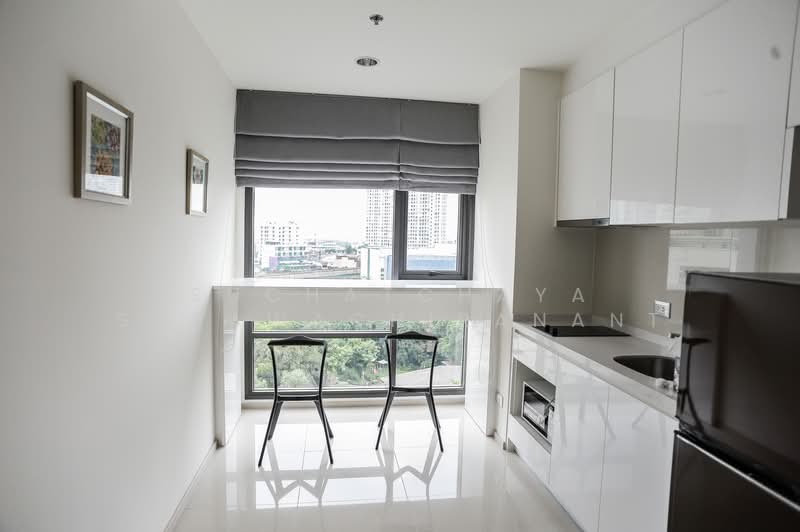 Rhythm Sukhumvit 42, Bangkok, Soi Sukhumvit 42, Sukhumvit Road, Phra Kanong, Khlong Toei, Bangkok, 1 Bedroom, 45 sqm, Condo For Rent, by Suchatchaya Supawachiranant, 500240070 - DDproperty.com