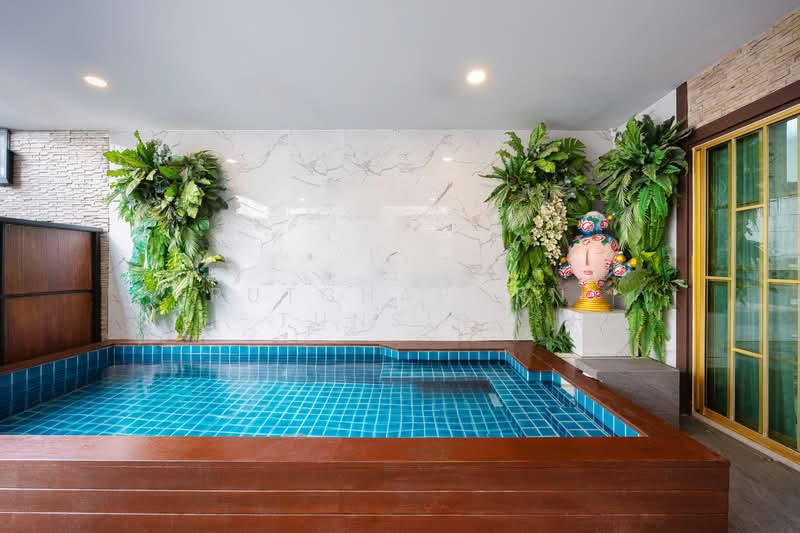 Pool Villa ให้เช่า – ใกล้นิมมานฯ เพียง 5 นาที ค่าเช่า 50,000 บาท / เดือน รหัสทรัพย์ : No.1P002, Chiang Mai, Su Thep, Muang Chiang Mai, Chiang Mai, 4 Bedrooms, 200 sqm, Townhouse For Rent, by Rutchaporn Tunsiri, 500240110 - DDproperty.com