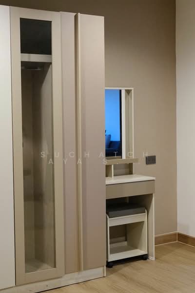 State Tower, Bangkok, 1055 Silom Road, Silom, Bang Rak, Bangkok, 3 Bedrooms, 140 sqm, Condo For Rent, by Suchatchaya Supawachiranant, 500240116 - DDproperty.com