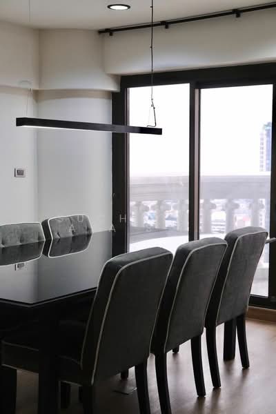 State Tower, Bangkok, 1055 Silom Road, Silom, Bang Rak, Bangkok, 3 Bedrooms, 140 sqm, Condo For Rent, by Suchatchaya Supawachiranant, 500240116 - DDproperty.com