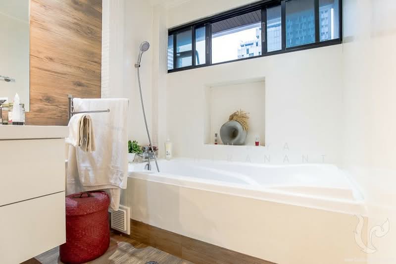 Liberty Park 2, Bangkok, 55 Soi Sukhumvit 11, Khlongtoei Nua, Watthana, Bangkok, 2 Bedrooms, 108 sqm, Condo For Rent, by Suchatchaya Supawachiranant, 500240123 - DDproperty.com