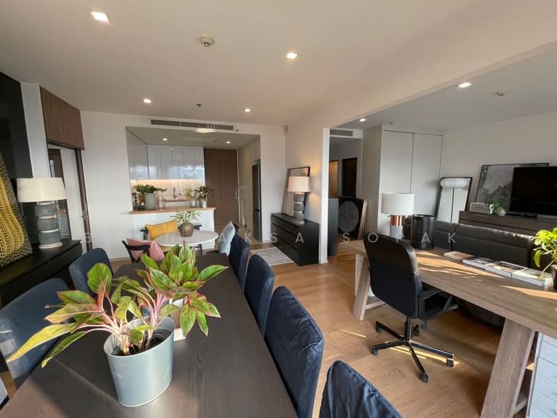 Noble Solo, Bangkok, 988 Thong Lo, Khlong Tan Nua, Watthana, Bangkok, 2 Bedrooms, 102 sqm, Condo For Rent, by Boonraksa Sopak, 500240144 - DDproperty.com