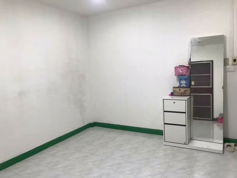ทาวน์เฮ้าส์บางปะกง ฉะเชิงเทรา, Chachoengsao, Bang Pakong, Bang Pakong, Chachoengsao, 3 Bedrooms, 100 sqm, Townhouse For Sale, by The Best Property เขม, 500240163 - DDproperty.com