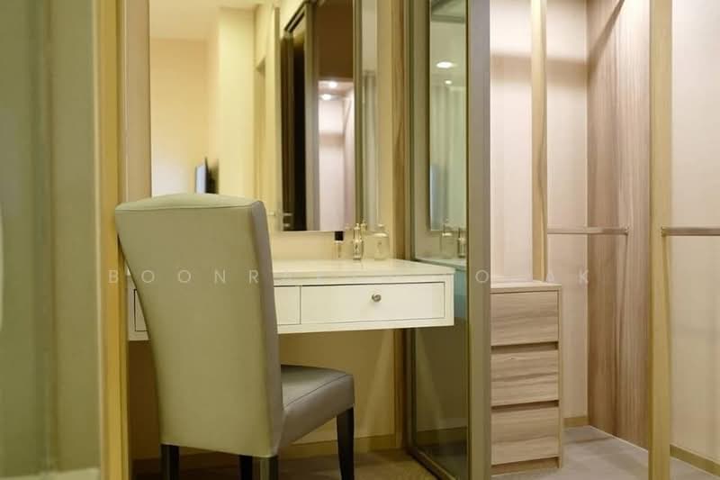 The Esse Asoke, Bangkok, 333 Soi Sukhumvit 21, Sukhumvit Road, Khlongtoei Nua, Watthana, Bangkok, 2 Bedrooms, 75 sqm, Condo For Rent, by Boonraksa Sopak, 500240165 - DDproperty.com