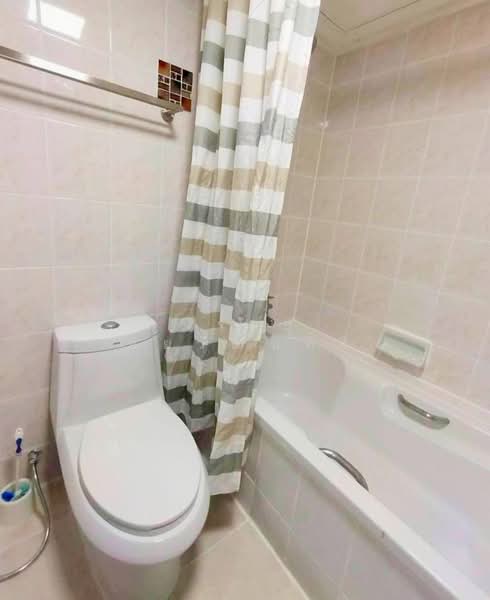 D.H.Grand Tower, Bangkok, Soi Prommit, Khlong Tan Nua, Watthana, Bangkok, 3 Bedrooms, 240 sqm, Condo For Rent, by Jirayu Chaiyawattanasiri, 500240176 - DDproperty.com