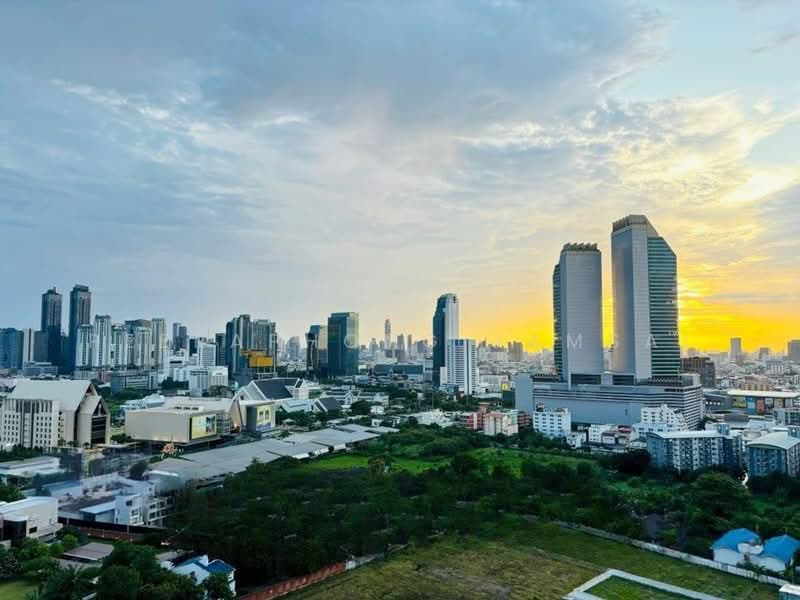 Chapter One ECO Ratchada-Huaikwang, Bangkok, Pracha Uthit Road, Huai Khwang, Huai Khwang, Bangkok, 1 Bedroom, 30 sqm, Condo For Sale, by Peeraphong Jamsai, 500240186 - DDproperty.com