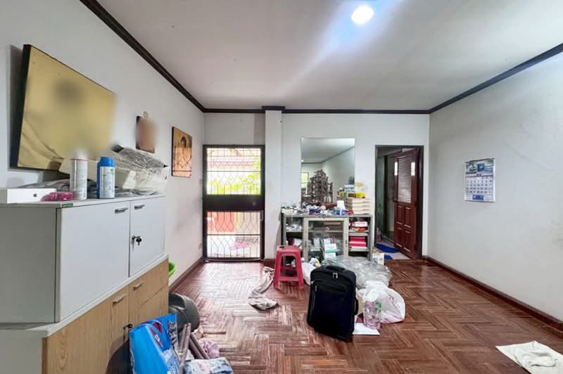 หมู่บ้านลีลาวดี สุวินทวงศ์, Bangkok, Lam Phak Chi, Nong Chok, Bangkok, 4 Bedrooms, 200 sqm, Single Detached House For Sale, by คุณปาล์ม, 500240197 - DDproperty.com