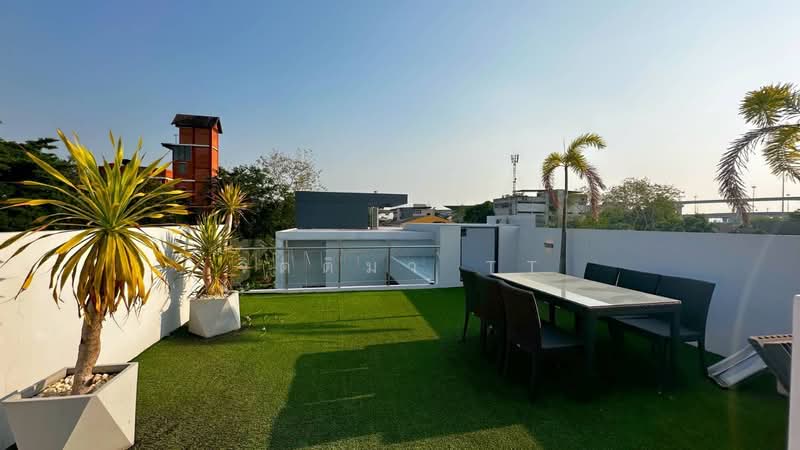 บ้านหรู รามอินทรา 57 บางเขน บ้านสร้างเอง ออกแบบดีไซน์สวย พร้อมสระว่ายน้ำส่วนตัว, กรุงเทพ, ท่าแร้ง, บางเขน, กรุงเทพ, 444 ตร.ม., บ้านเดี่ยว ขาย, โดย จิตติมา TT, 500240208 - DDproperty.com