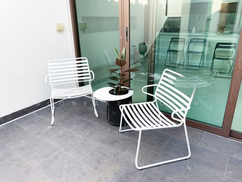 Baan Lux Sathon, Bangkok, Soi Meksawat, Chong Nonsi, Yan Nawa, Bangkok, 3 Bedrooms, 370 sqm, Condo For Rent, by Boonraksa Sopak, 500240209 - DDproperty.com