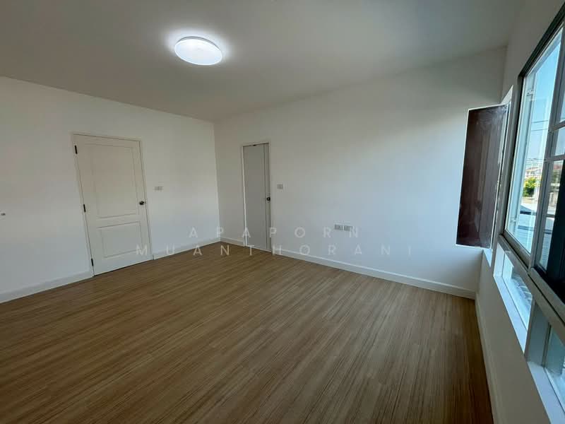 🏡✨ ขายทาวน์โฮม 2 ชั้น ม.วิลลาจิโอ้ พระราม 2 บ้านสวย ทำเลดี ใกล้ถนนใหญ่ เข้า-ออกสะดวก พร้อมอยู่ทันที, กรุงเทพ, แสมดำ, บางขุนเทียน, กรุงเทพ, 72 ตร.ม., ทาวน์เฮ้าส์ ขาย, โดย Apaporn Muanthorani, 500240222 - DDproperty.com