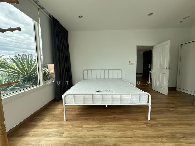 Siri Residence, Bangkok, 21 Soi Sukhumvit 24, Khong Tan, Khlong Toei, Bangkok, 1 Bedroom, 65 sqm, Condo For Sale, by Kanrutai Dawruang, 500240239 - DDproperty.com