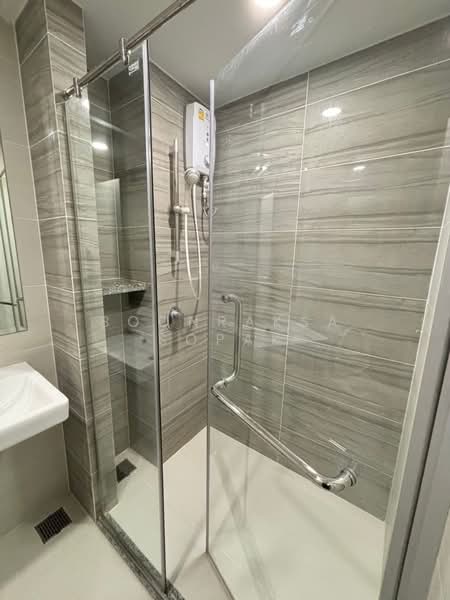 Supalai Loft Prajadhipok-Wongwian Yai, Bangkok, Prajadhipok Road, Somdet Chao Phraya, Khlong San, Bangkok, 1 Bedroom, 47 sqm, Condo For Rent, by Boonraksa Sopak, 500240242 - DDproperty.com