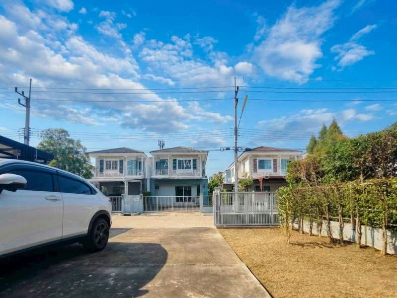 Villaggio Rangsit - Klong 2, Pathum Thani, Soi Rangsit - Nakhon Nayok 31, Rangsit - Nakhon Nayok Road, Khlong Song, Khlong Luang, Pathum Thani, 3 Bedrooms, 133 sqm, Semi-Detached House (Twin House) For Sale, by CHAWALIT KONGSAKPAIBUL, 500240255 - DDproperty.com