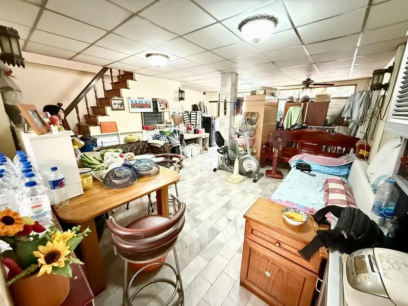 ขาย ทาวน์เฮ้าส์ 2 ชั้น หมู่บ้าน แสงอรุณ รามอินทรา 68, กรุงเทพ, คันนายาว, คันนายาว, กรุงเทพ, 90 ตร.ม., ทาวน์เฮ้าส์ ขาย, โดย กรณวัสส์ กัณฑวัสส์วงส์, 500240355 - DDproperty.com